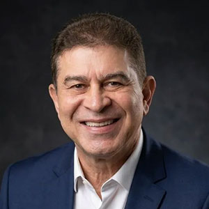 Dr. Vitor Maldonado